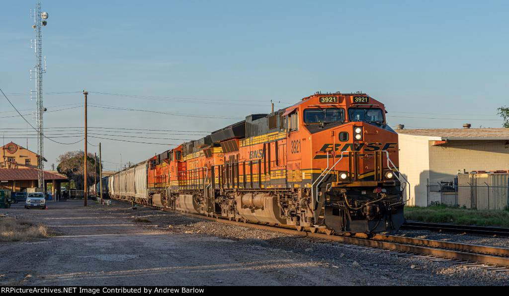 SB Grainer at the International Bridge